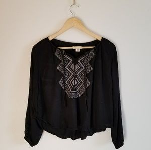 Mossimo 3/4 Sleeve Embroidered Blouse